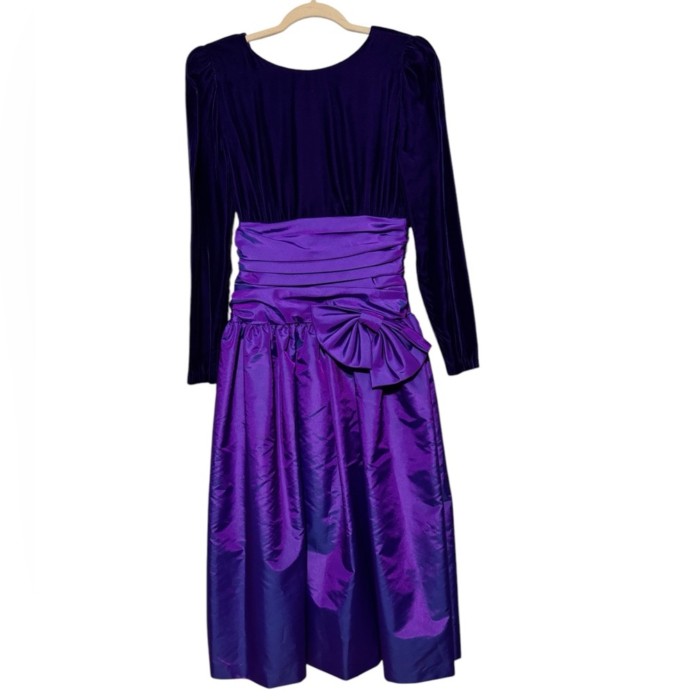 Elegant Purple Long Sleeve Cocktail Dress with Bow Waist